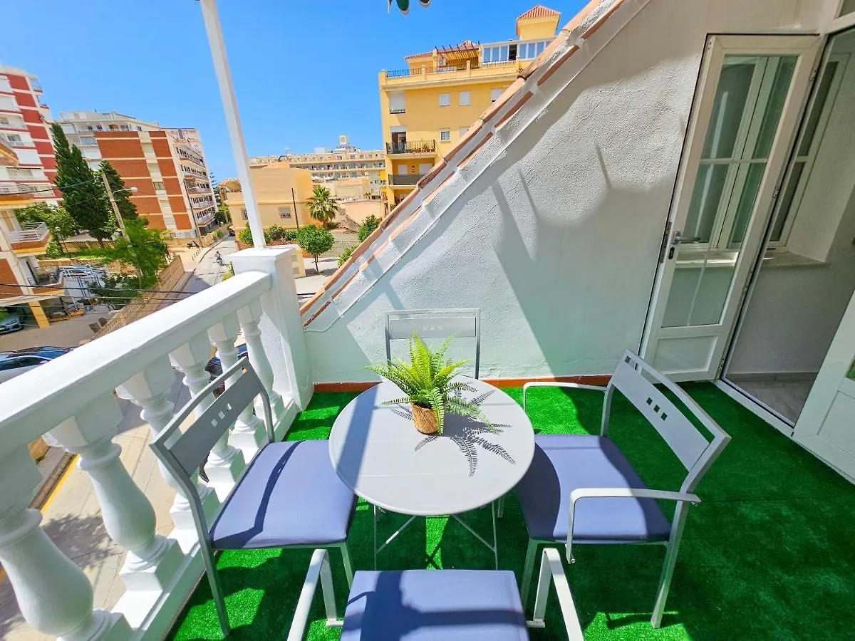 Yeti Atico Beach - Alojamientos La Torre Torre Del Mar Apartment